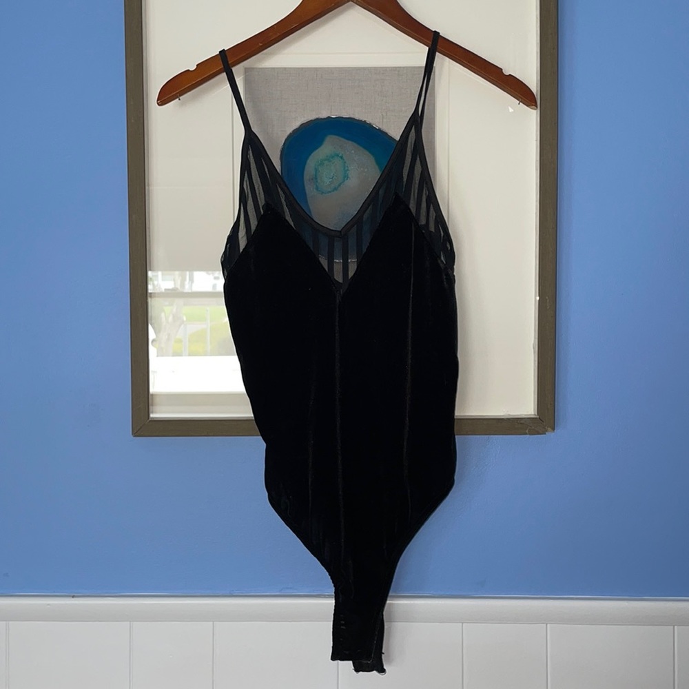Top shop black velvet bodysuit